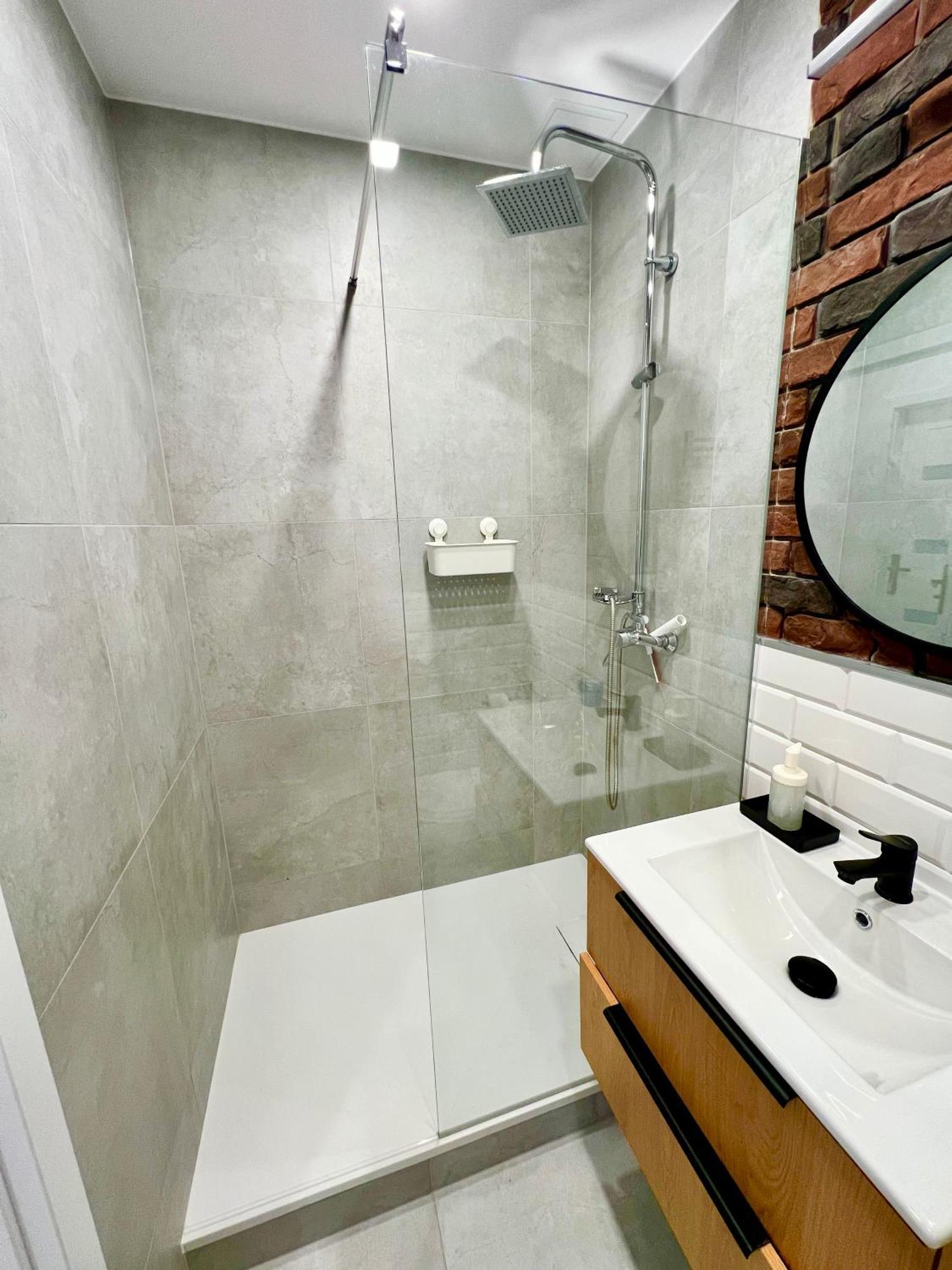 Aparthotel Industrial Rooms Lodz  Ngoại thất bức ảnh